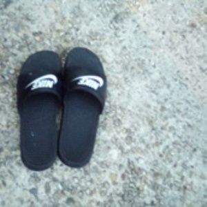 Nike slippers